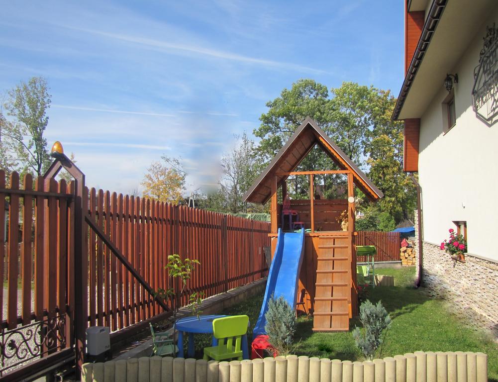 Bed and Breakfast Api IV Zakopane Esterno foto